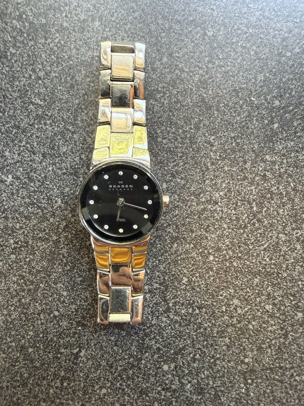 Skagen Women's Stainless Steel Slim Watch Needs New Battery Classic Preppy Glam
